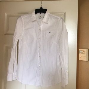 White, long sleeve Vineyard Vines shirt